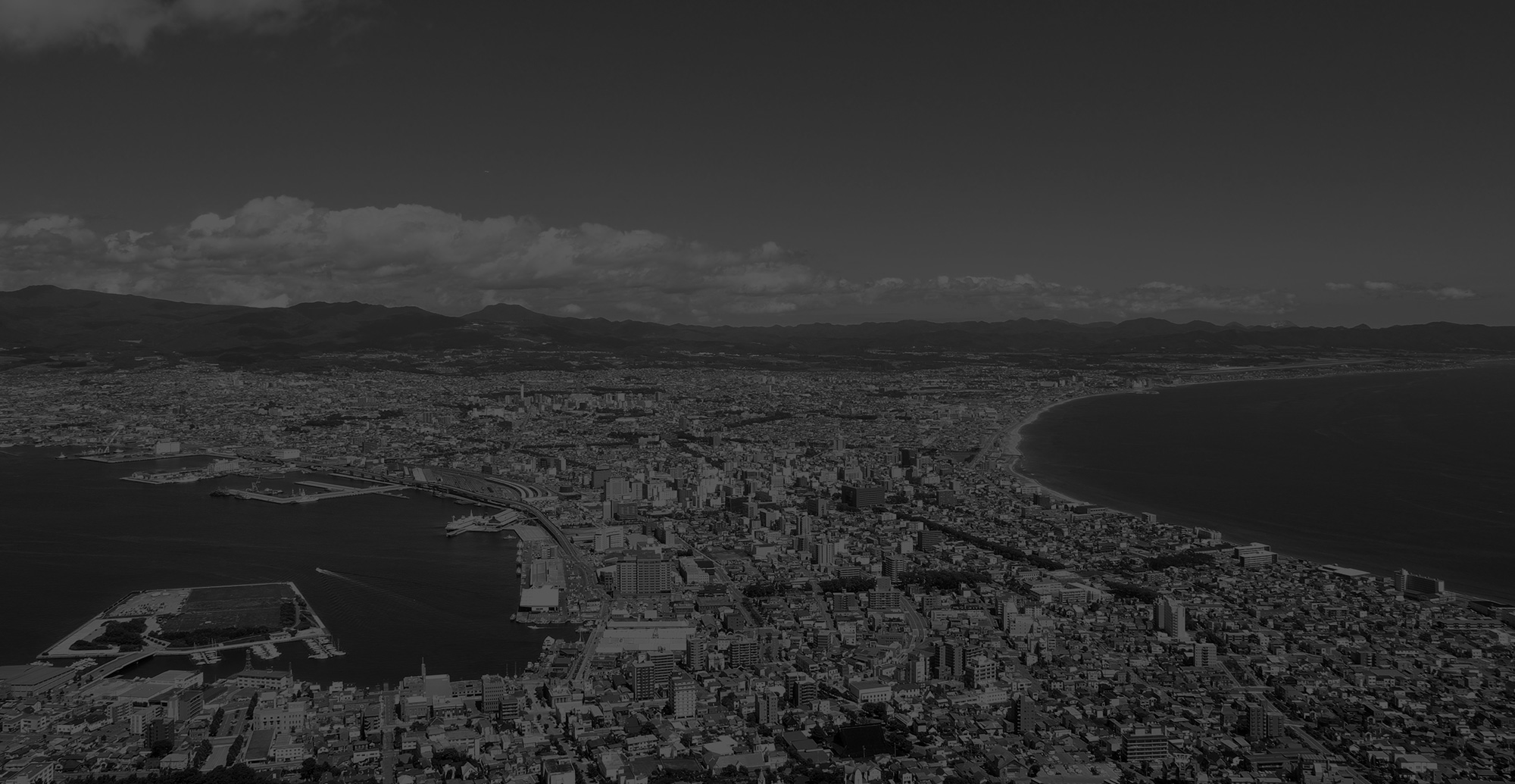 安全を組み、未来を立てる。 総合建設業として、確かな技術で信頼に応えます。